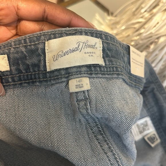 Wide Leg Denim - Picture 4 of 5